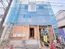 完成への期待が高まる施工中の住まいが、日々の積み重ねを経て理想の暮らしへと形を変えていきます。