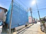 幹線道路から１本入った現地は、想像以上に静かに感じられます。
