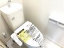 清潔感あふれる空間に、機能美が際立つ設え。
