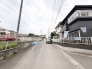 静かな住宅街に佇む、落ち着きのある住まい