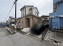 閑静な住宅地で、小さなお子様がいるご家族にも安心。
カースペース2台可能です。

