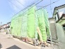 未来の住まいが丁寧に整えられていく過程を感じる、静かな街並みに馴染む一角です。