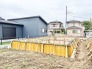 新たな住まいが形になっていく、希望に満ちた始まりの風景。