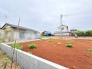 二世帯住宅も可能な敷地、広さは約約90坪あります。
