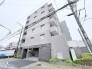 落ち着いた佇まいが、日々の暮らしに安らぎを添えます。