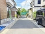 奥には川口東高校が見えます