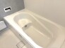 余計な装飾を削ぎ落とした洗練されたデザインが、一日の疲れを穏やかに解きほぐす安らぎの時間を演出します。