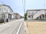 穏やかな時間が流れる落ち着いた住宅街で、日々の暮らしに心地よいゆとりを感じられる住環境です。