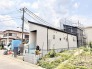 洗練されたフォルムが静かに佇む、暮らしの拠点にふさわしい落ち着いた外観デザインです。