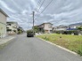 静かな時間が流れる落ち着いた住宅街に位置し、穏やかな暮らしを育むための素地が整っています。