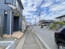 北側前面道路
