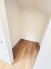 木の温もりが感じられる落ち着いた空間で自分時間を静かに満喫する
