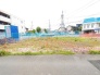 落ち着いた住環境の中にあり、これからの暮らしを自由に描き出せるゆとりある広さの敷地です。