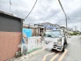 新しい暮らしの舞台となる場所で、確かな技術とともに住まいづくりが静かに進んでいます。