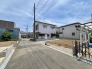 空が広く見渡せる開放的な立地で、これからの暮らしの構想を自由に描ける整った環境です。