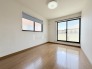 洋室は子供部屋にもちょうどいいサイズ感、6帖。

