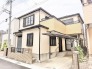 街並みに穏やかに溶け込み、日常に安らぎを感じさせてくれる落ち着いた佇まい。