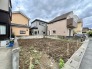 周囲の落ち着いた街並みに溶け込む、将来の暮らしを自由に思い描ける静かな区画です。