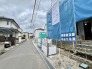 穏やかな住宅街の落ち着いた環境で、新しい暮らしの形が静かに整えられています。