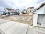 新しい暮らしを想像しながら、理想の住まいを自由に描ける広々とした敷地が広がっています。