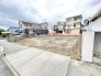 閑静な住宅街の一角に位置し、理想の住まいをゼロから描き出せる広々とした空間です。