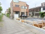 閑静な住宅街の一角で、これからの暮らしを丁寧に築き上げていける穏やかな環境が整っています。