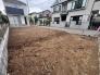 閑静な住宅街の一角に位置し、理想の住まいをゼロから描き出すための可能性を秘めた静かな敷地です。