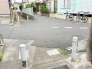 近隣の静けさが伝わる、落ち着いた雰囲気の住宅街に位置する角地です。
