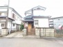 周囲の街並みに自然と馴染む、落ち着いた佇まいが日々の暮らしに安らぎを与えてくれます。