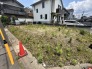 周囲の環境に溶け込みつつ、将来の暮らしを描く想像力をかき立てる落ち着いた佇まいの敷地です。