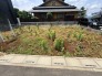 周辺環境と調和する穏やかな街並みの一角で、暮らしの新しい可能性を広げられるゆとりある敷地です。