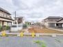 周辺環境に馴染む落ち着いた街並みの中で、新しい暮らしの構想を自由に描ける広々とした空間です。