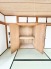 木のぬくもりと心地よい質感が調和し、住まう人の暮らしに静かに寄り添う落ち着いた佇まい。