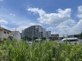 青く澄んだ空が広がり、穏やかな時間が流れる落ち着いた住環境が、日々の暮らしに心地よいゆとりをもたらします。