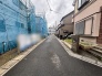 落ち着いた住宅街の雰囲気が漂う、日々の暮らしに静けさと安心感をもたらしてくれる住環境です。