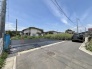 空が広く見渡せる開放的な環境で、穏やかな時間が流れる落ち着いた立地です。