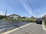 空の広がりを感じる、落ち着いた静かな住環境が広がる開放的な立地です。