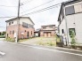 周辺環境と調和する穏やかな街並みに位置し、理想の住まいを叶えるための可能性を秘めた土地です。