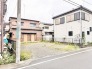 周辺環境に馴染む落ち着いた街並みの中で、これからの暮らしを自由に描き出せる広さのある敷地です。