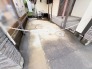 日々の暮らしに寄り添う、落ち着いた佇まいと程よい広さを備えた屋外スペースです。