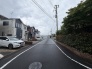 落ち着いた空気が流れ、周囲の環境と調和した穏やかな街並みが日々の暮らしを包み込みます。