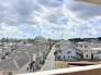 空が大きく広がり、開放的な街並みを一望できる住環境は、心穏やかな毎日を予感させてくれます。