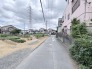 のどかな風景が広がり、穏やかな時間が流れる落ち着いた住環境が魅力です。