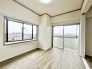 すっきりとした間取りと開放的な窓が、日々の暮らしに心地よいゆとりと広がりをもたらしてくれます。