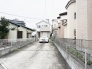 周囲と程よい距離感を保ちながら、落ち着いた日常がここから始まる住環境です。