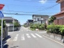 日々の暮らしに安らぎを感じる、穏やかな時間が流れる閑静な住宅街の風景です。