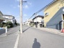 穏やかな空気が流れる住宅街は、日々の暮らしに安らぎと落ち着きをもたらしてくれます。