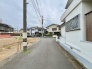 日々の暮らしに溶け込む、静かで落ち着いた時間が流れる住環境が広がっています。