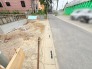 穏やかな時間が流れる落ち着いた立地で、新しい暮らしの拠点として適した整った区画です。