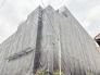 建物の資産価値を守り、次なる装いへと整えられていく大切なメンテナンスの期間。